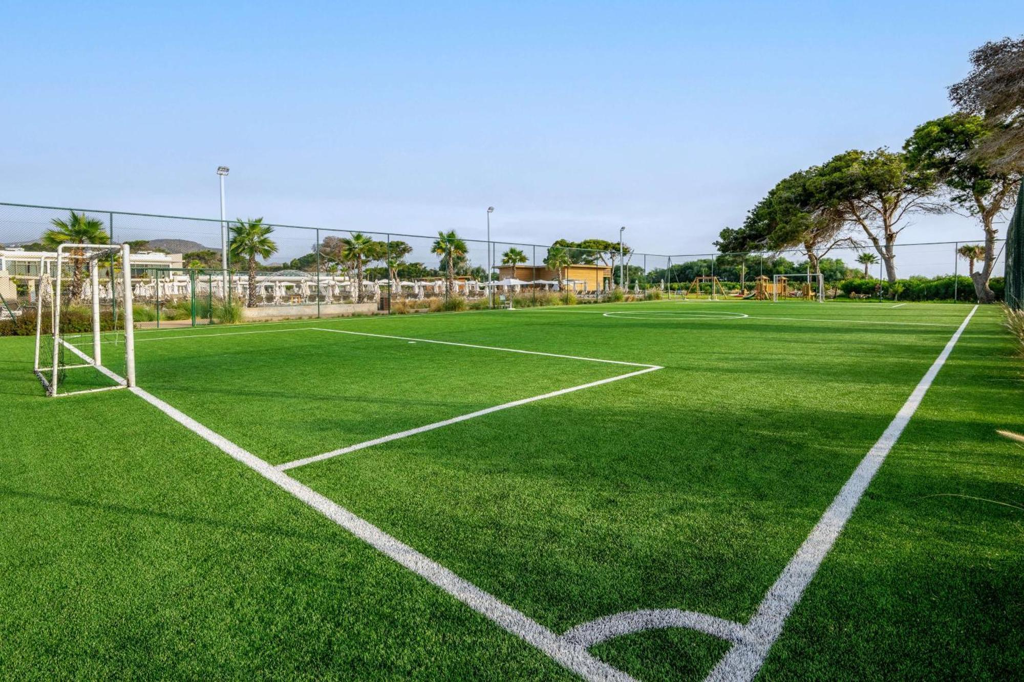 Radisson Blu Resort Al Hoceïma Екстериор снимка The training ground