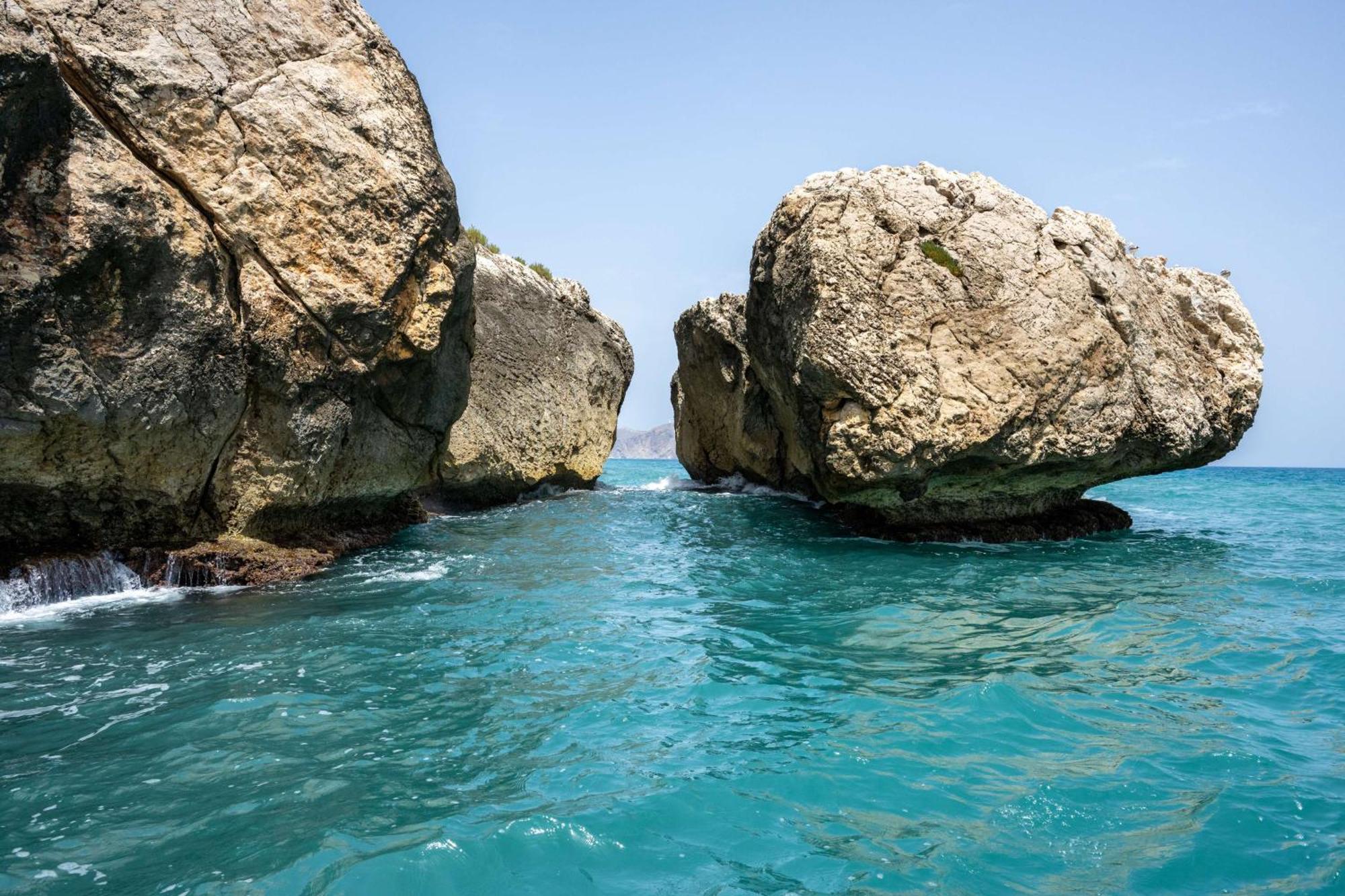 Radisson Blu Resort Al Hoceïma Екстериор снимка Rock formations