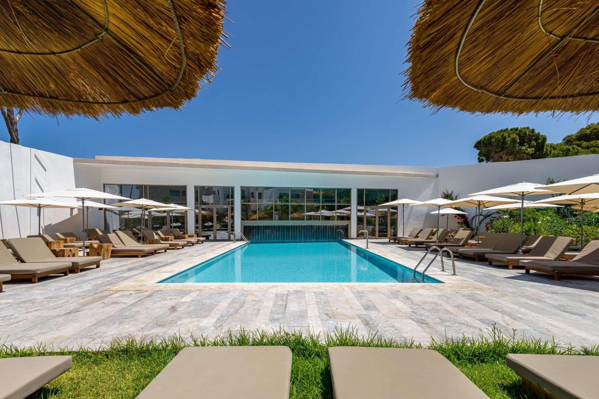 Radisson Blu Resort Al Hoceïma Екстериор снимка The pool at the hotel